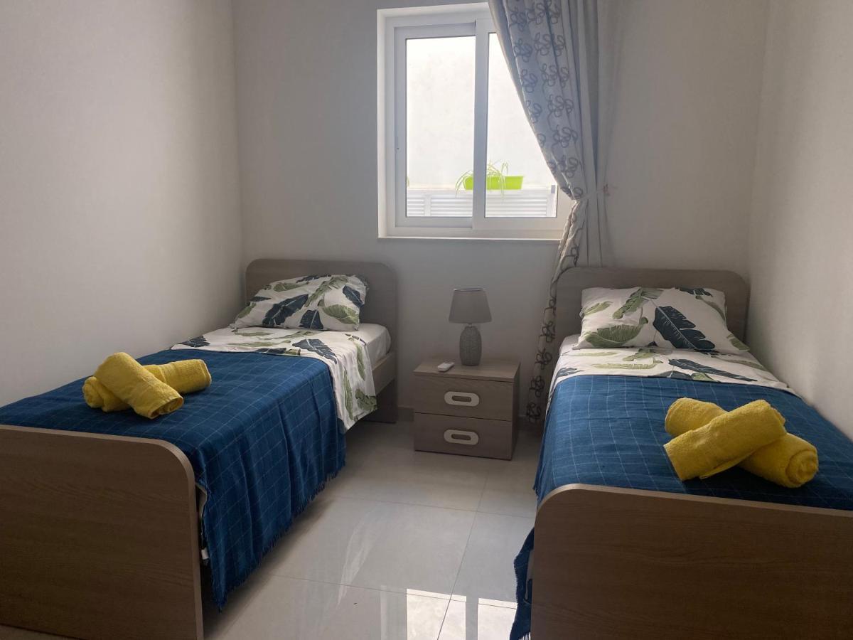 Sunshine Apartments Mellieha - Modern Three Bedroom Ground Floor Apartment With Yard Экстерьер фото